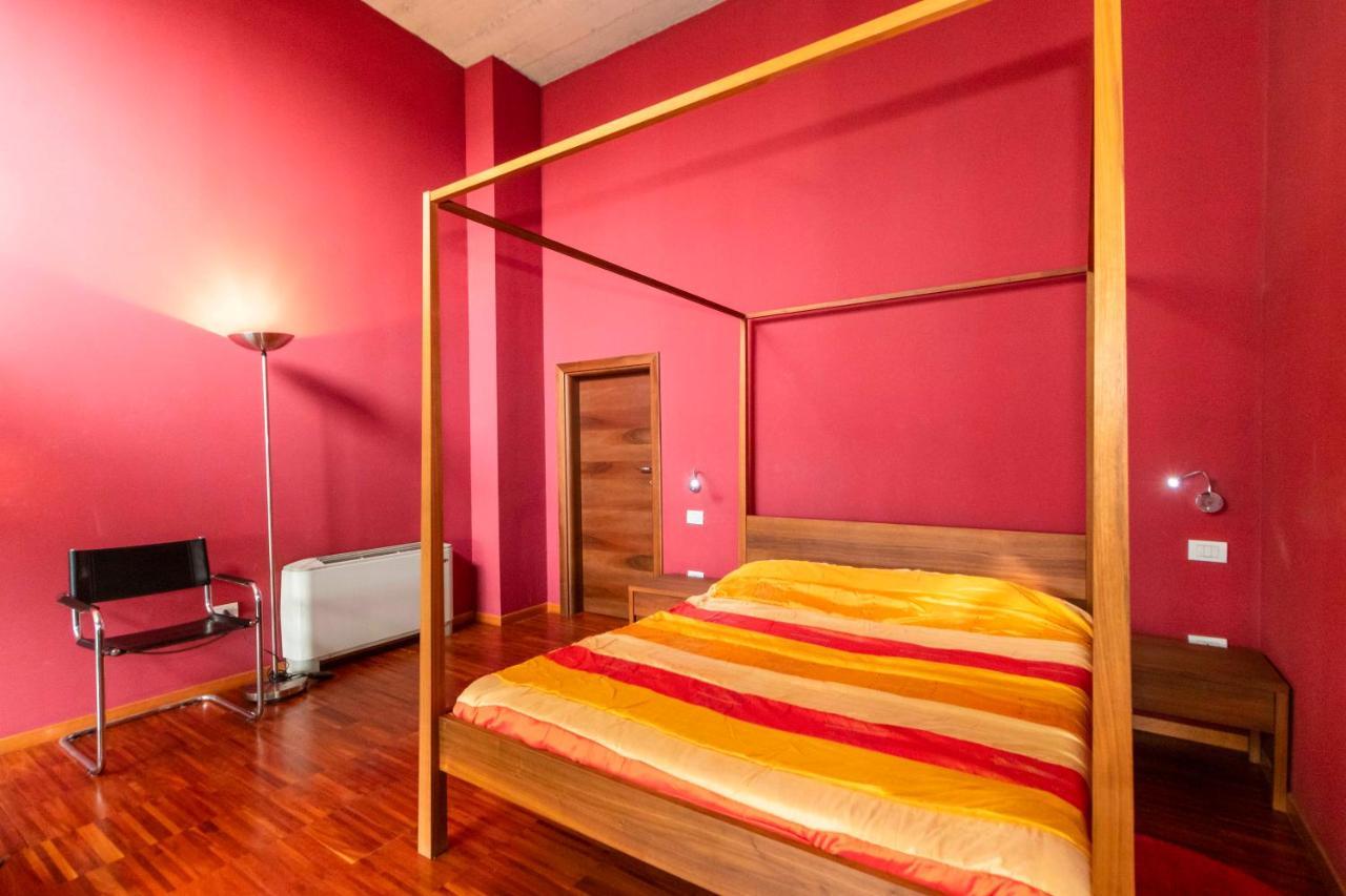 Dora Riverside Modern Apartment With Private Parking Turín Exterior foto
